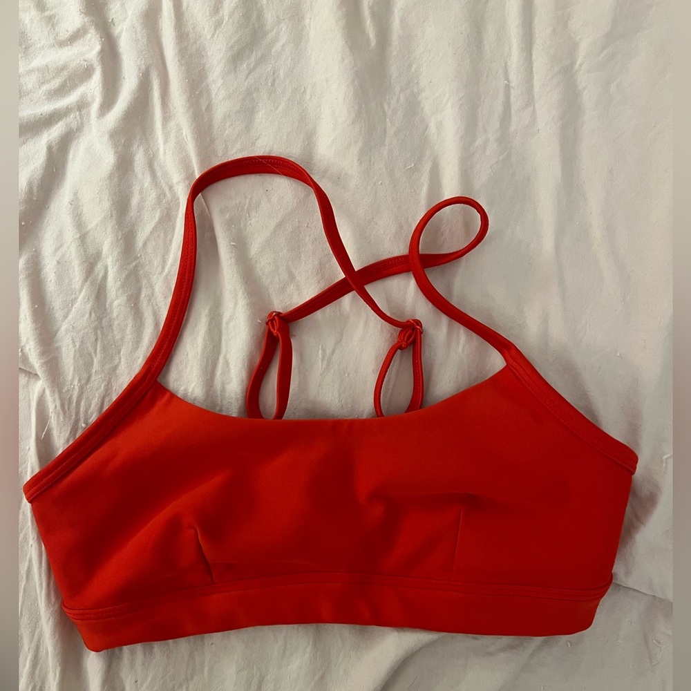 ALO Airlift Intrigue Bra - xs - cherry